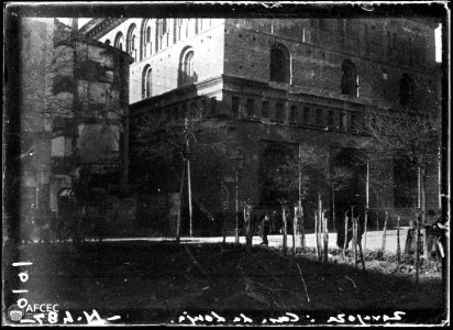 Detall de la façana de la llotja de Saragossa photo