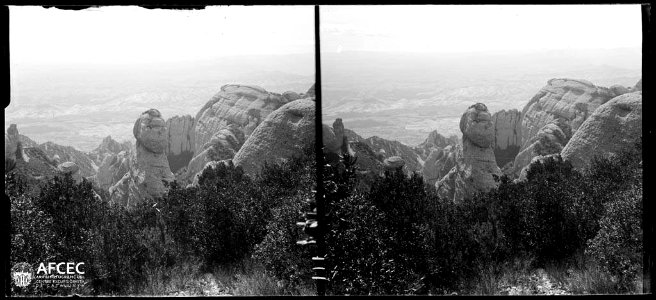 Detall de la muntanya de Montserrat (AFCEC VINTRO B 00111)
