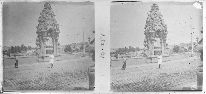 Detall del pont de Toledo a Madrid