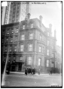 Detectives guard W. Rockefeller's LCCN2014692077