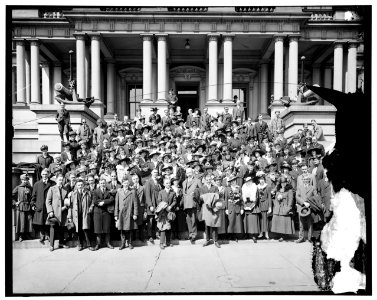 Detroit group LOC hec.13594
