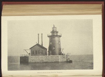 Detroit River light-station, Michigan LCCN2005688359