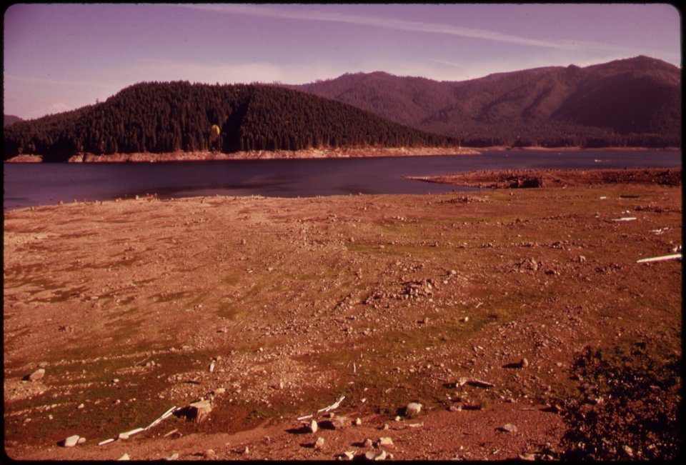 Detroit-lake-shown-at-an-alltime-low-in-the-fall-of-1973-due-to-infrequent-snowfall-and-rain-the-year-before-lack-of-precipitation-curtailed-recreational-use-as-well-as-water-power-available-for-electricity-091973 4272440660 o