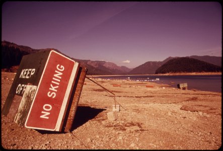 Detroit-lake-shown-at-an-alltime-low-in-the-fall-of-1973-due-to-sparse-snowfall-and-rain-the-year-before-lack-of-precipitation-curtailed-recreational-use-as-well-as-water-power-for-electricity-at-the-dam-091973 4271693915 o photo