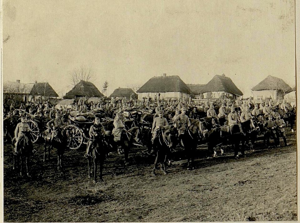 Deutsche Fussartillerie mit österr.Bespannung. (BildID 15523142)