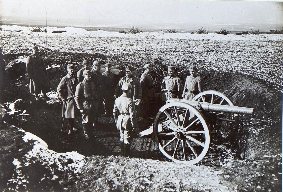 Deutsche Landsturm Batterie 523 in Stellung bei Rakowiec an der Strypa (BildID 15439293)