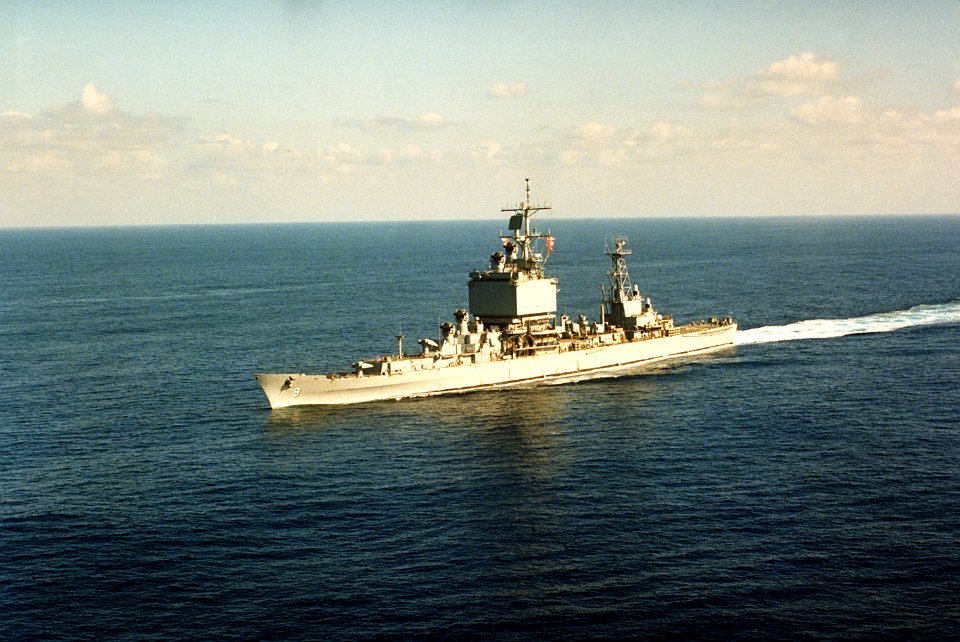 DN-SC-85-07293-Aerial port bow view of USS Long Beach (CGN-9), 1983