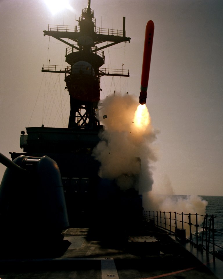 DN-SC-84-04497 (19787484194)