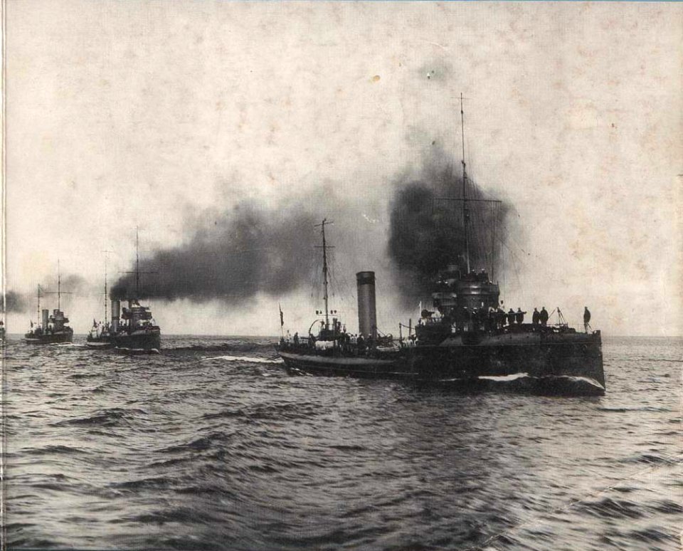 Dobrovolets&Moskvityanin&EmirBukharskiy