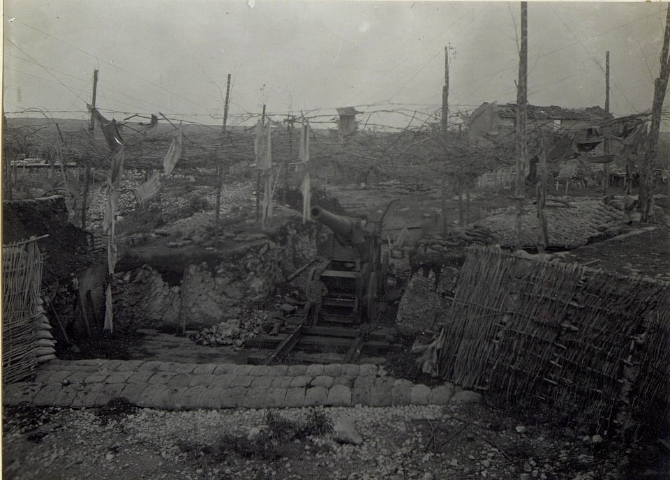 Doberdo-Plateau. Itl.20.5cm Schiffsgeschütz. (Ende April 1918.) (BildID 15664712)
