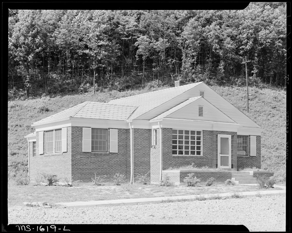 Doctor's office and dispensary. Koppers Coal Division, Kopperston Mine, Kopperston, Wyoming County, West Virginia. - NARA - 540883