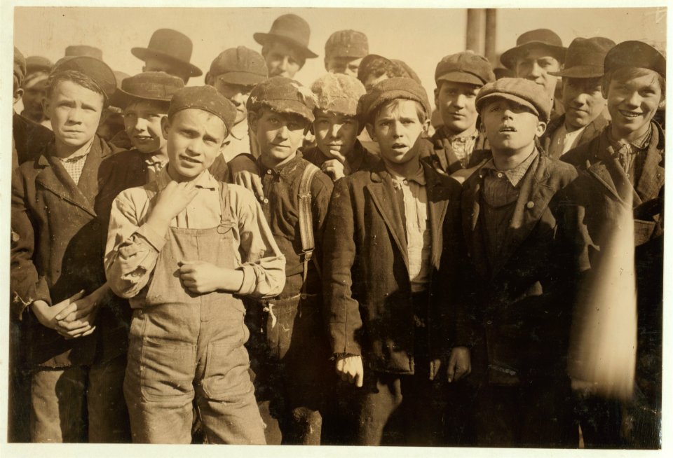 Doffer boys in Knoxville Cotton Mills. LOC nclc.02011