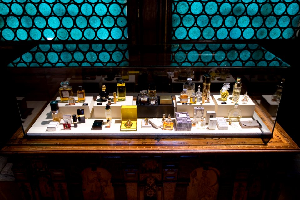 Dokumentation av utställningen Passion för parfym, 2007, Hallwylska museet - Hallwylska museet - 86428