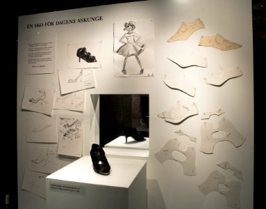 Dokumentation, utställning, Skor ger mer, år 2007 - Livrustkammaren - 25047
