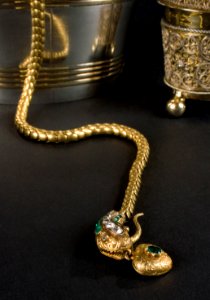 Dokumentation, utställningen Silver och smycken till vardag och fest år 2006 - Hallwylska museet - 85811