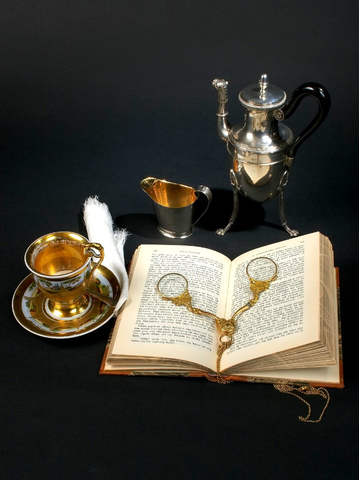 Dokumentation, utställningen Silver och smycken till vardag och fest år 2006 - Hallwylska museet - 85819