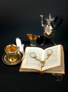 Dokumentation, utställningen Silver och smycken till vardag och fest år 2006 - Hallwylska museet - 85819