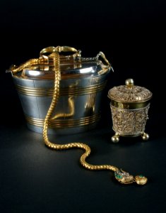 Dokumentation, utställningen Silver och smycken till vardag och fest år 2006 - Hallwylska museet - 85813