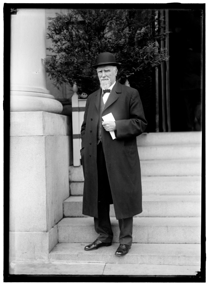 DOLLAR, CAPT. ROBERT. STEAMSHIP LINE OWNER LCCN2016866439
