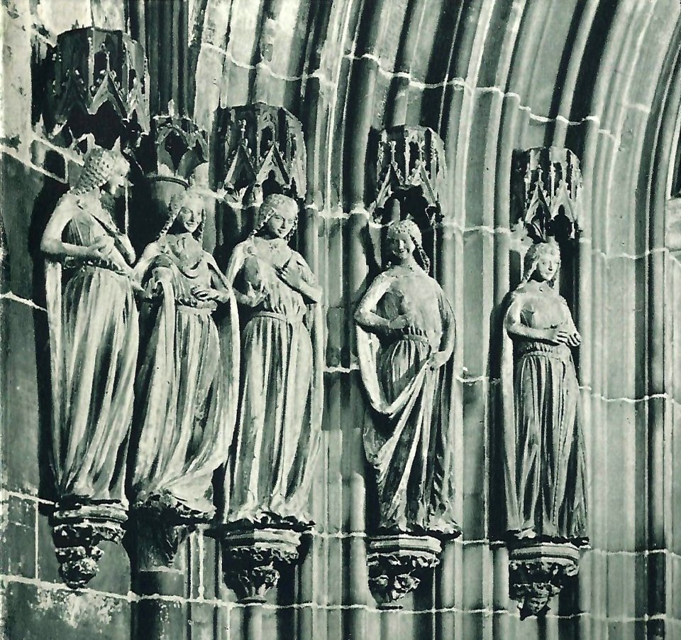 Dom, Kluge Jungfrauen an der Paradiespforte