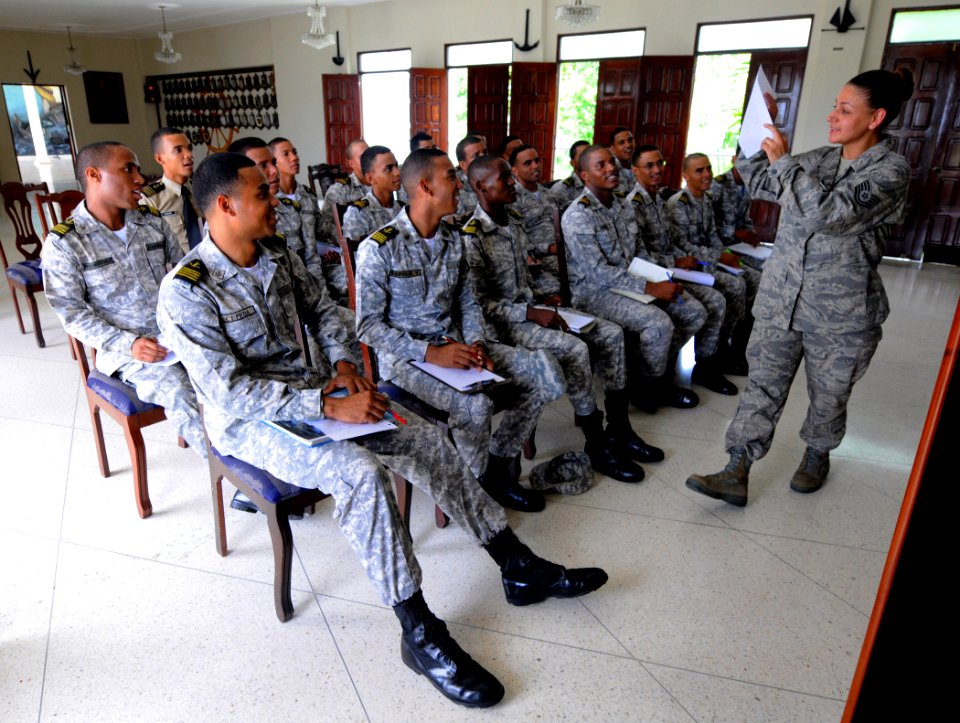 Dominican military training 100921-N-9643W-125 (5014732671)