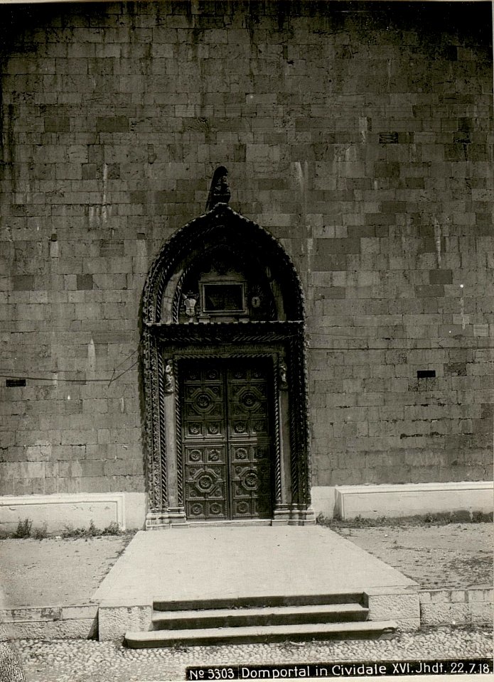 Domportal in Cividale XVI.Jhdt. 22.7.18. (BildID 15620836)