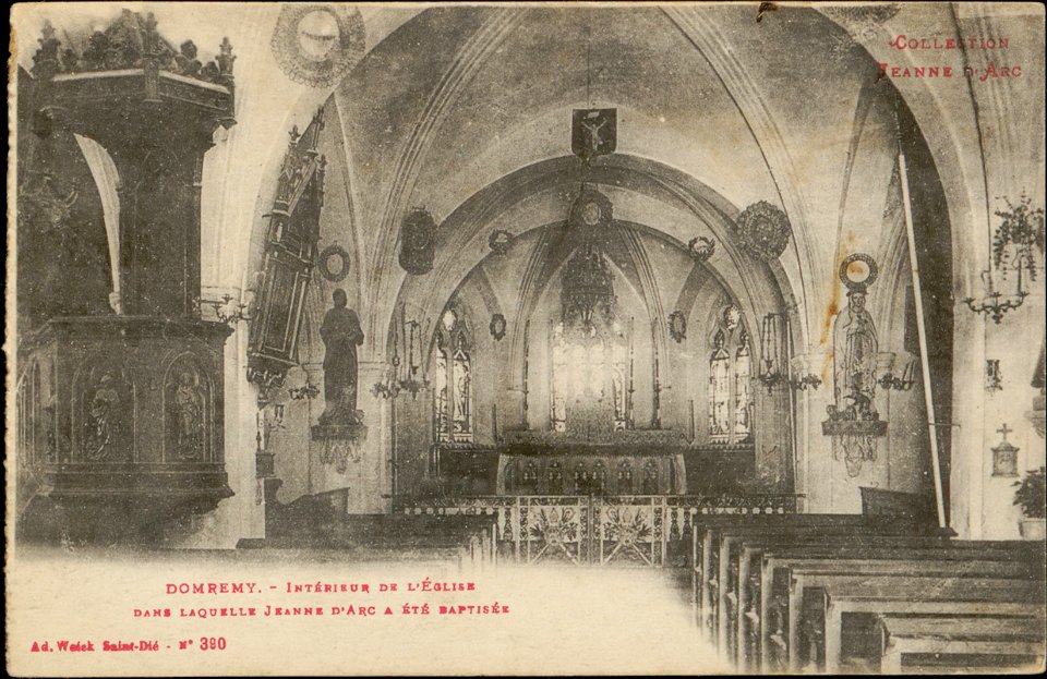 Domrémy, Intérieur de l'Église dans laquelle Jeanne d'Arc a été baptisée CP 5486 PR