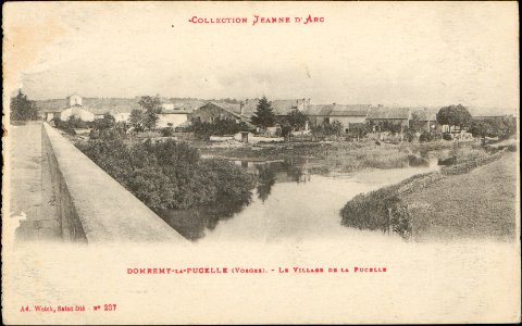 Domrémy-la-Pucelle (Vosges), Le Village de la Pucelle CP 5485 PR
