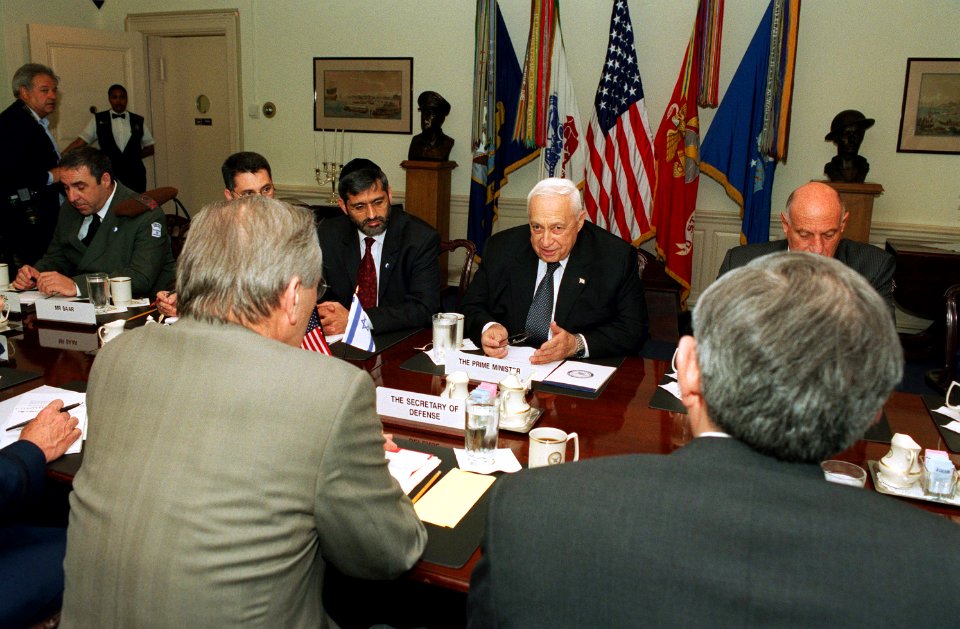 Donald Rumsfeld meets with Ariel Sharon
