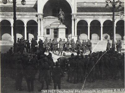 Deutsche Platzmusik in Udine 6.11.17. (BildID 15610316)