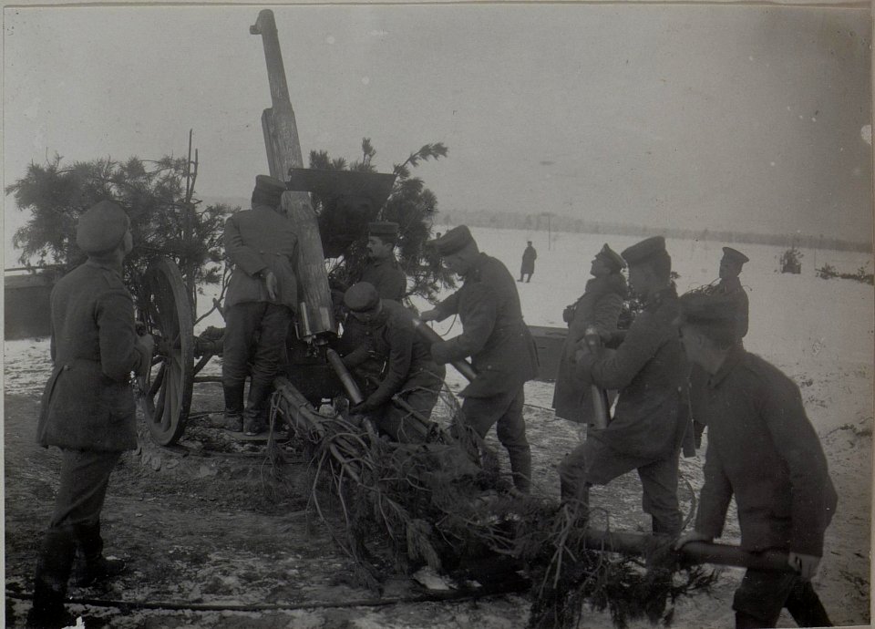 Deutscher Fliegerabwehrkanonenzug 144 (BildID 15457144)