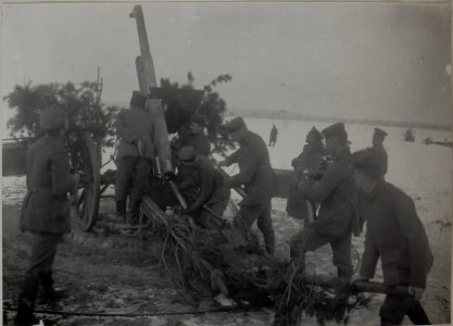 Deutscher Fliegerabwehrkanonenzug 144 (BildID 15457144)