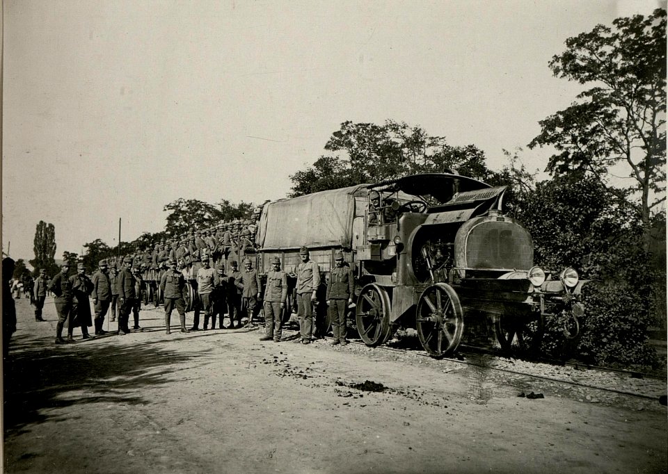 Deutscher Tspt am Elektrotrain Borgo Tiha (BildID 15716655)