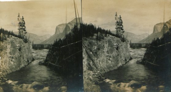 Devil's Canyon, Banff (HS85-10-19057)