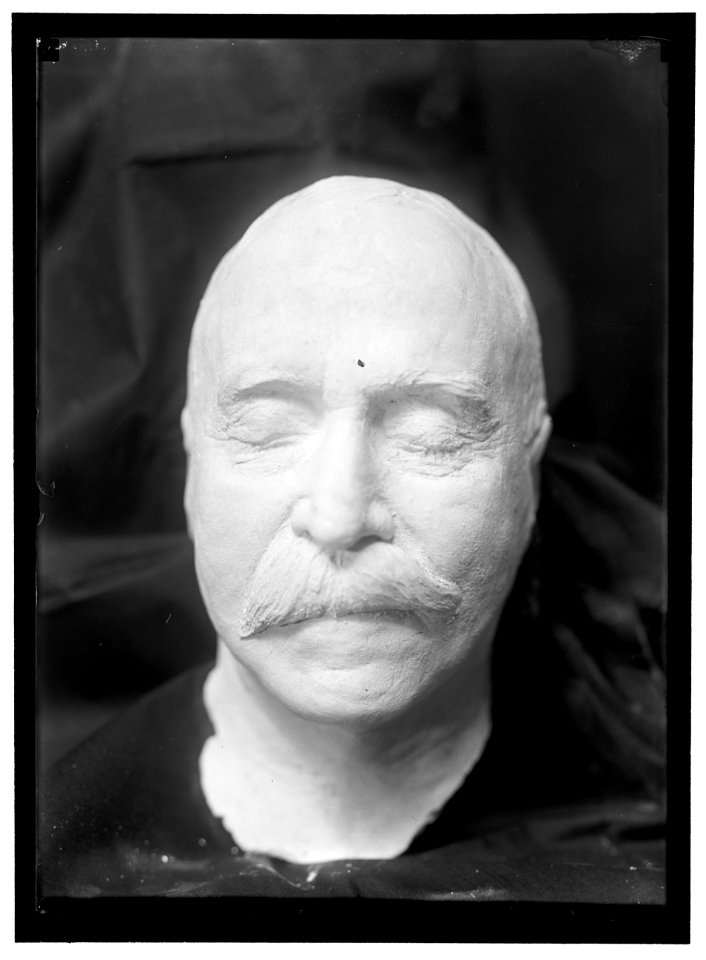 DEWEY, GEORGE. ADMIRAL, U.S.N. DEATH MASK LCCN2016867104