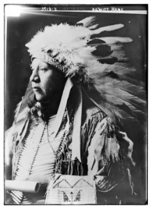 Dewitt Hare (In American Indian headdress) LCCN2014702202