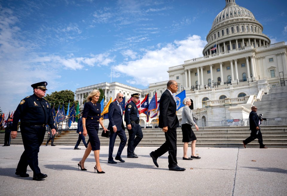 DHS Secretary Alejandro Mayorkas Attends National Police Officers' Memorial Service (51602156342)