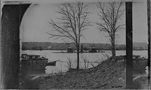 Dickins' Landing, James River, Va (4153813038) photo