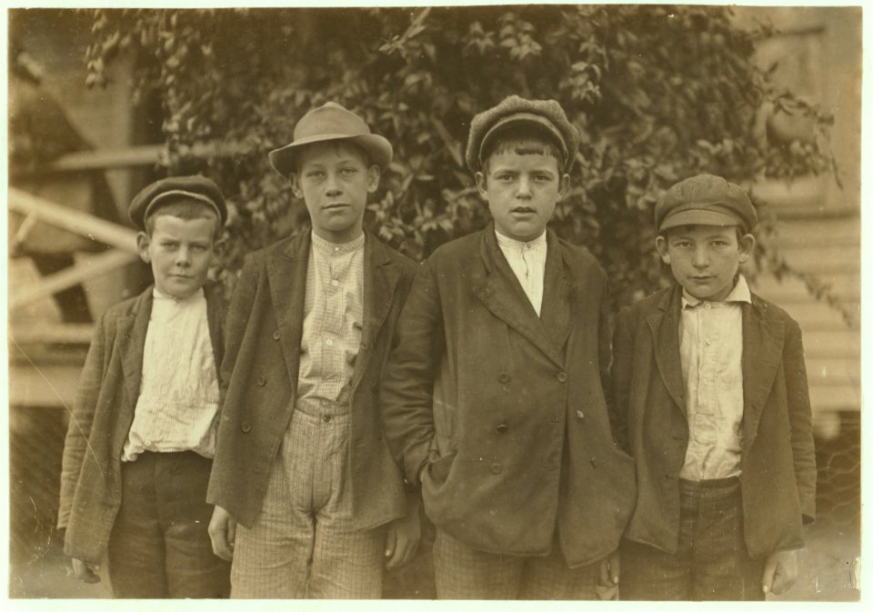Dickson Mill, Laurinburg, N.C. Robert Black, (smallest) 1 year in mill. John Black, (next) 2 years in mill. Charlie Clark-4 years. Earl Lander-Beginning. Witness, S.R. Hine. LOC nclc.01508