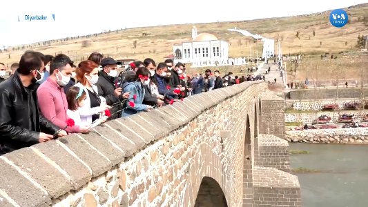 Dicle köprüsü VOA