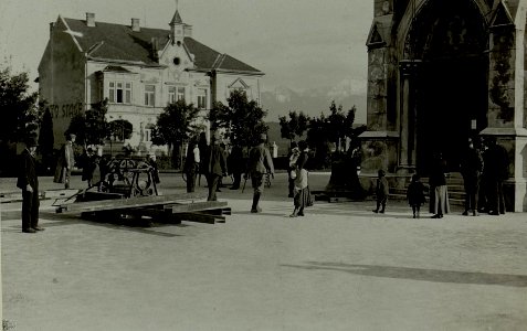 Die am 22.9.16. abgenommenen Glocken der evang.Kirche in Villach für die Kriegsmetallsammlung Kärntens. (BildID 15481464)