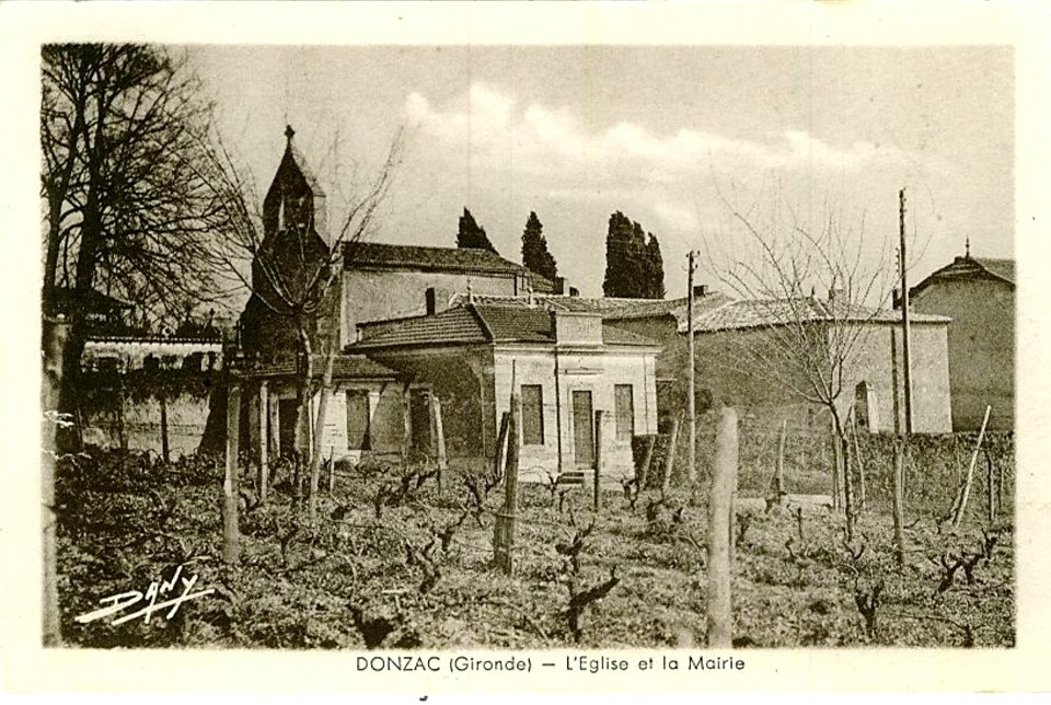 Donzac - Mairie et écoles