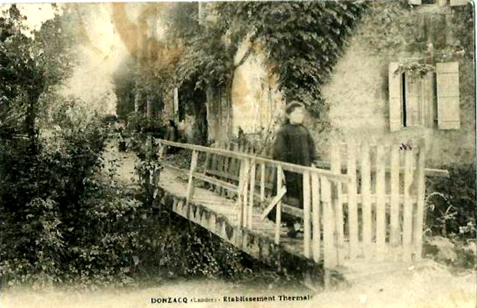 Donzacq (Landes) - Etablissement thermal 1