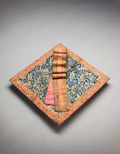 Doptäcke. Till boken Kanonsalut och vaggor - kungliga födslar och dop av Lena Rangström - Livrustkammaren - 89046