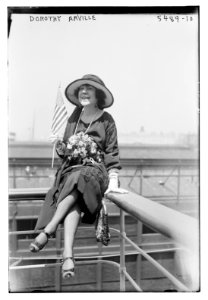 Dorothy Arville LCCN2014712780