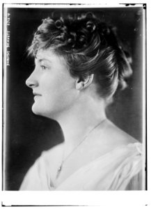 Dorothy Dennett LCCN2014700650