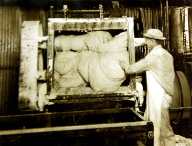 Dough mixing machine, Is-sur-Tille (Cote d’Or), France, 1919 (33052889026) photo