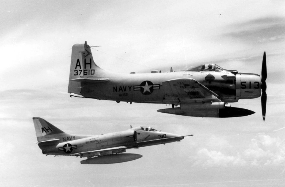 Douglas A-1H A-4E CVW-16 1966