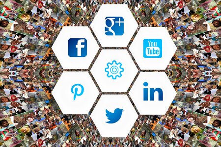 Social networks ball world