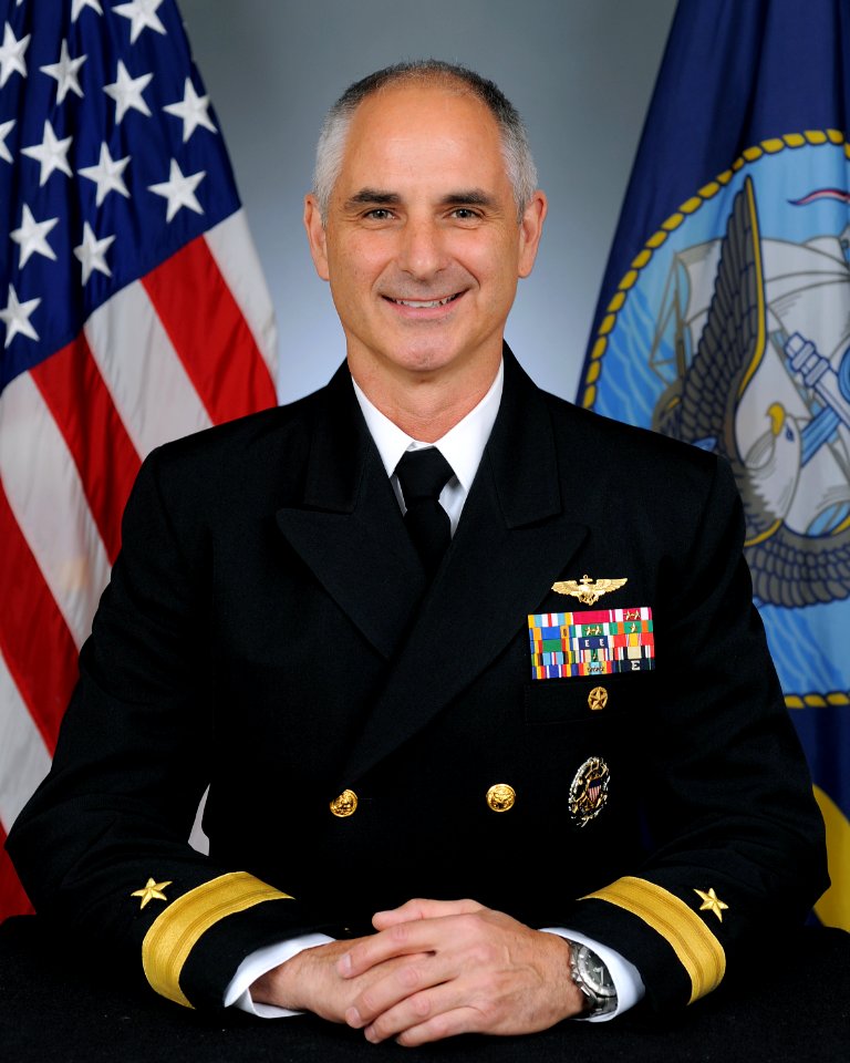 Douglas C. Verissimo (2)